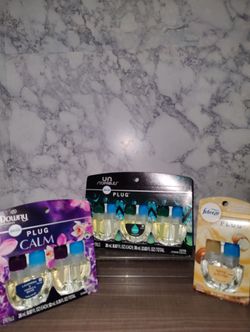Brand NEW! 🆕   Febreze Plug In Refills(((PENDING PICK UP TODAY)))