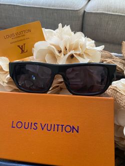 New - Louis Vuitton