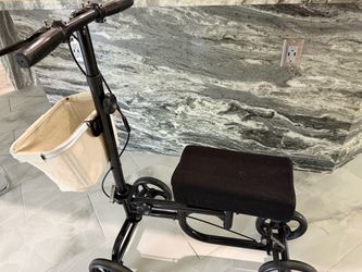Knee scooter