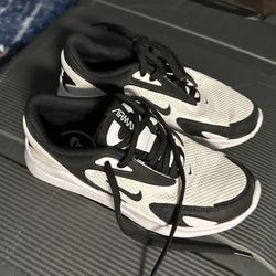 Nike Size 6