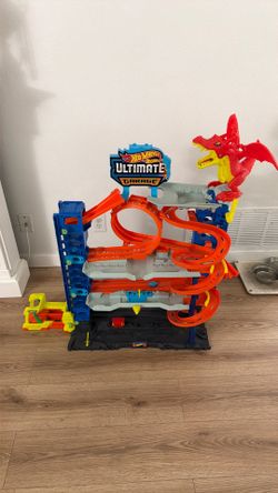 Hot wheels track