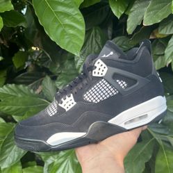 Jordan 4 Retro White Thunder 