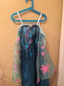 Elsa dress size 5/6