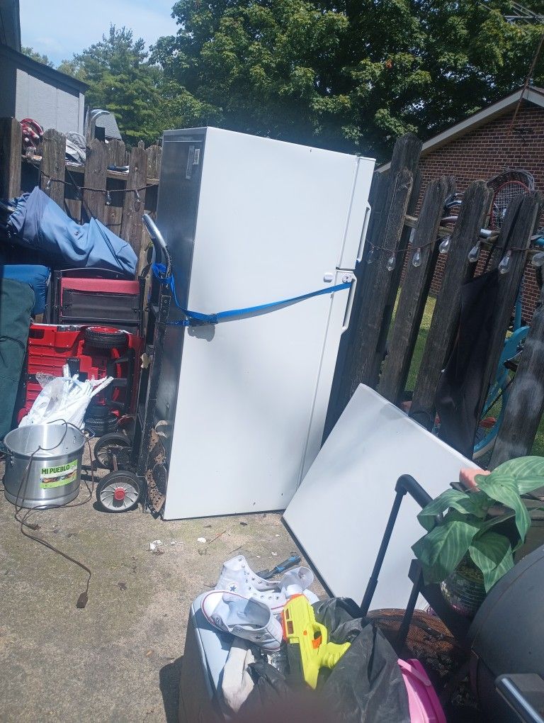 Refrigerator