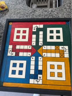 Wood parcheesi luddo boardgame