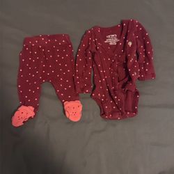 2 Piece - Carters Long Sleeve Bodysuit/Footed pants 