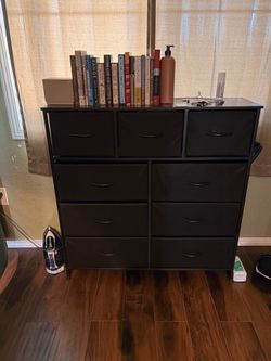 9 drawer organizer/dresser