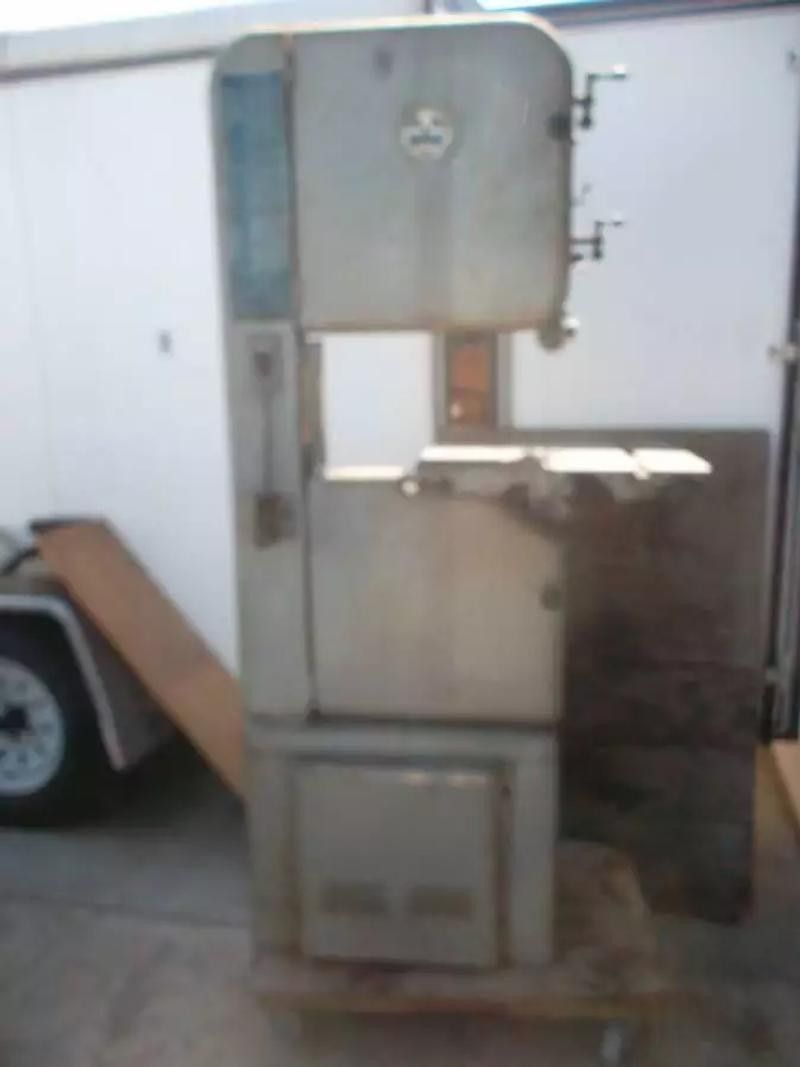 16" Walker Turner / Rockwell Wood / Metal Cutting Bandsaw 1 Horsepower Motor 110v Single Phase Motor Variable Speed Made In U.S.A.