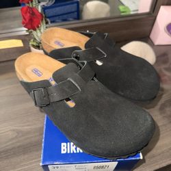 Brand New Birkenstock Boston Leather Clogs – Women’s Size 8 – Black