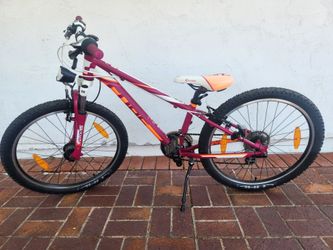 Cube 24" Kids Mountain Bike - Front Suspension, 21-Speed Shimano