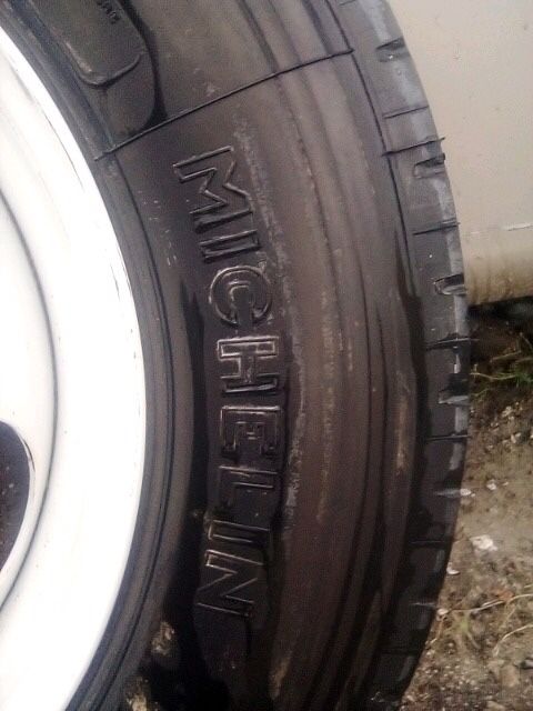 10 h new tire 8R-19.5