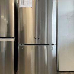 GE 24.7 cu. ft. French Door Refrigerator