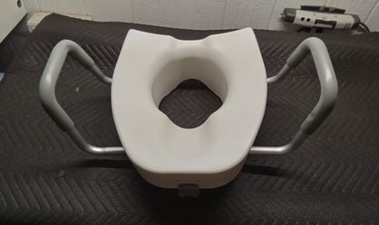New Drive Raised Toilet Seat
