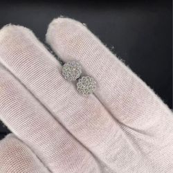 Moissanite 