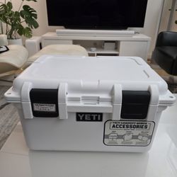 Yeti Loadout GoBox 30 White