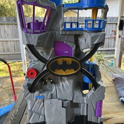 Mattel Imaginext DC Batman Batcave Playset