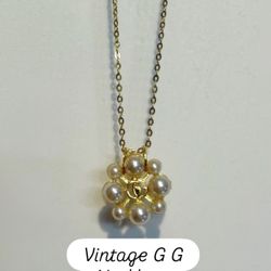 A Designer Charm Necklace (G G) With Pearls & Gold