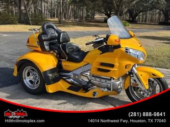 2002 HONDA GL1800 GOLD WING TRIKE W/ABS