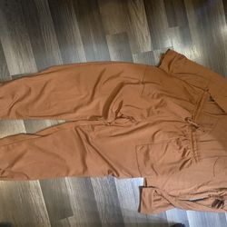 Woman’s jogger set