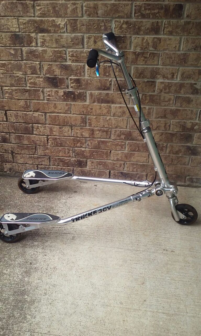 Trikke 6 3cv Adult 3 Wheel Scooter