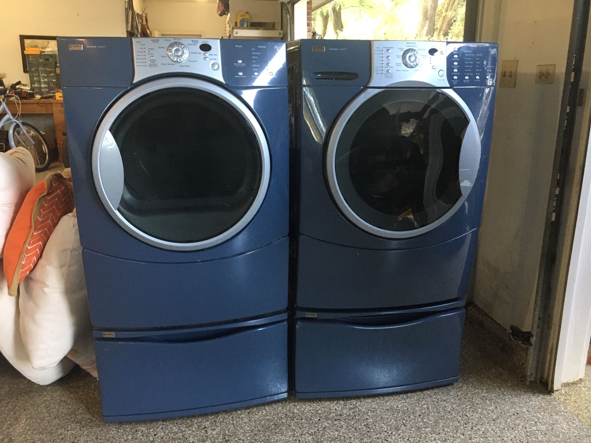 Kenmore Elite Washer and Dryer with Pedestals for Sale in Elgin, IL OfferUp