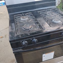 Amana Stainless Steel Gas Stove