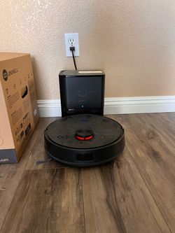 Robot vacuum