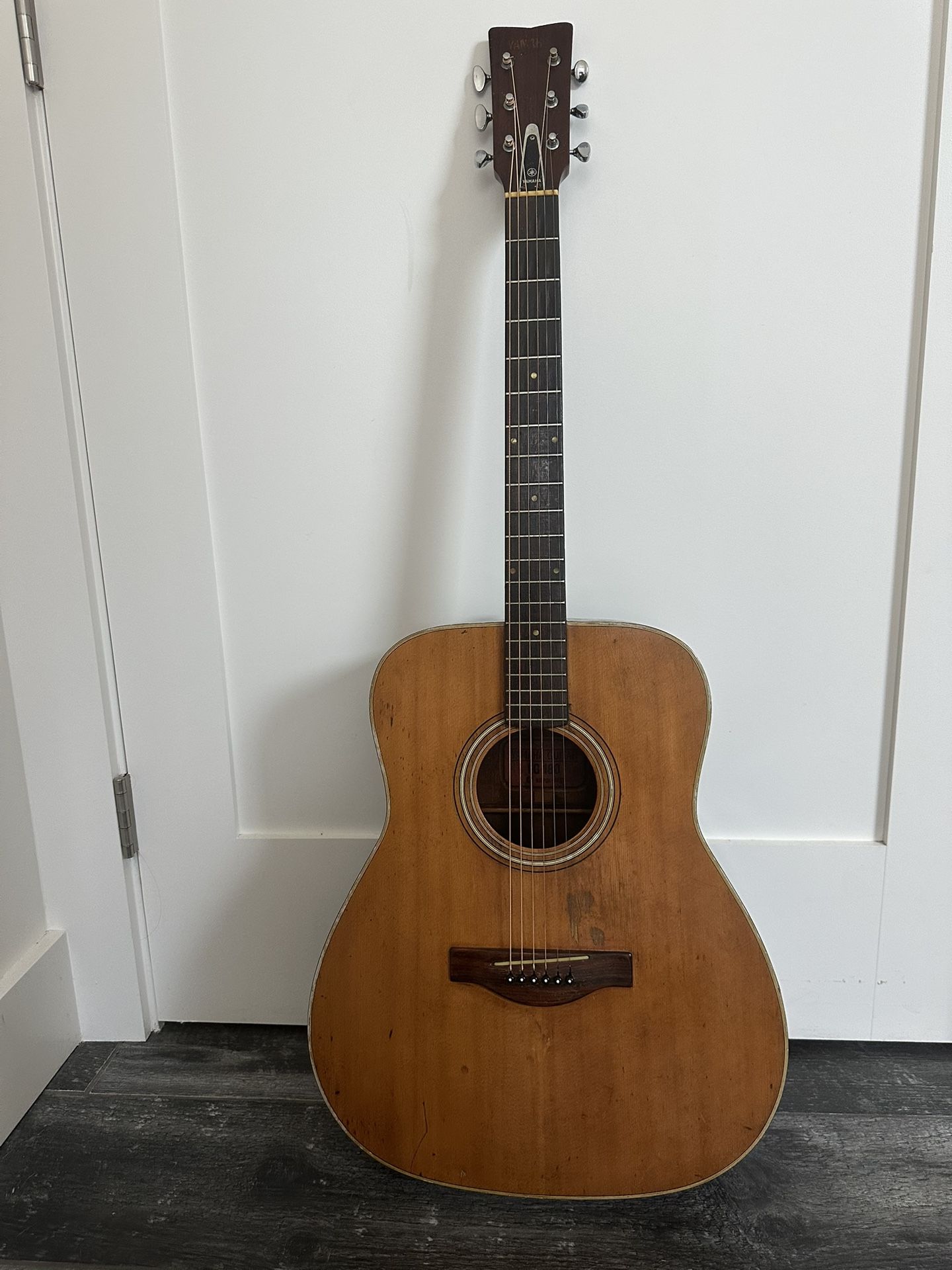 Yamaha Fg180 Vintage Acoustic Guitar