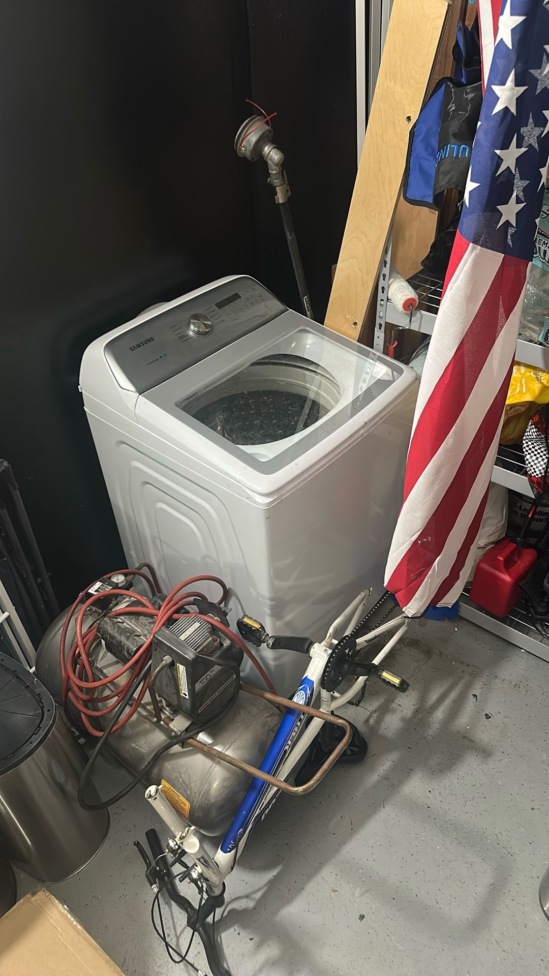 SAMSUNG TOP LOAD WASHER 285$