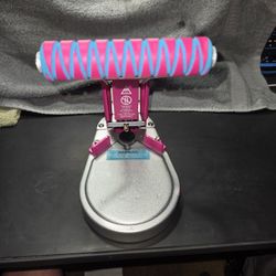 Paper Gator Punch 
