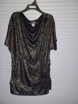 (1x ) Dots-  black and gold leopard print blouse