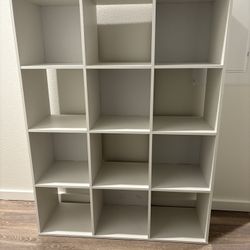 12 Cube Storage Bookshelf