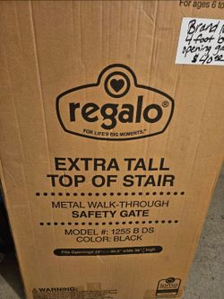 Regalo Black swing door baby gate. BRAND NEW IN BOX!