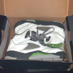 Jordan 4 Retro