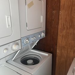 24” Wide Kenmore White Stack Washer And Dryer 