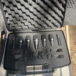 Digital Reference Microphones