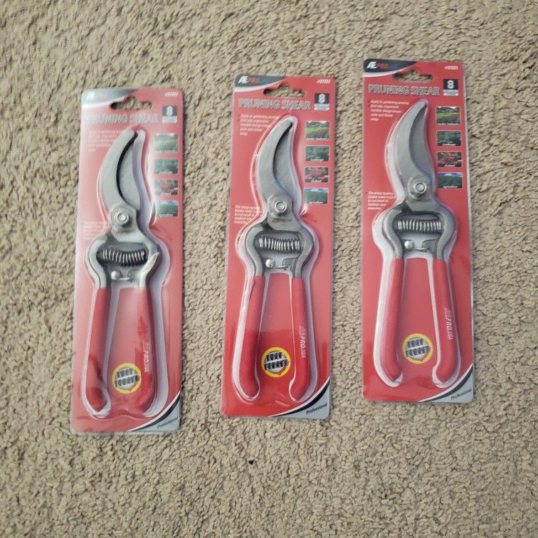 Prunning Shears 3 For 20.00