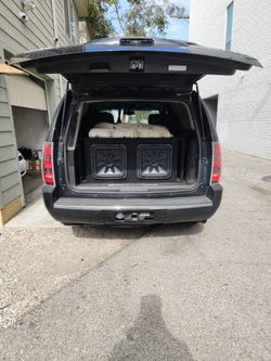 2 15 Inch Kicker L7S Subwoofers 4000w (Larger Custom EARTH SHAKER enclosure)