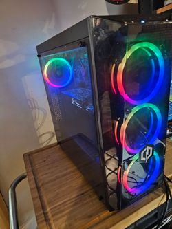 Gaming PC. i9 CPU. 32GB Ram. 1TB SSD. GPU: GTX Graphics.