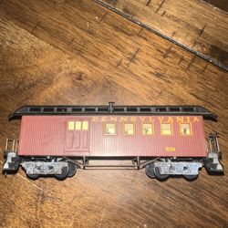 Con-Cor HO Scale Pennsylvania RR Combine Railroad Car