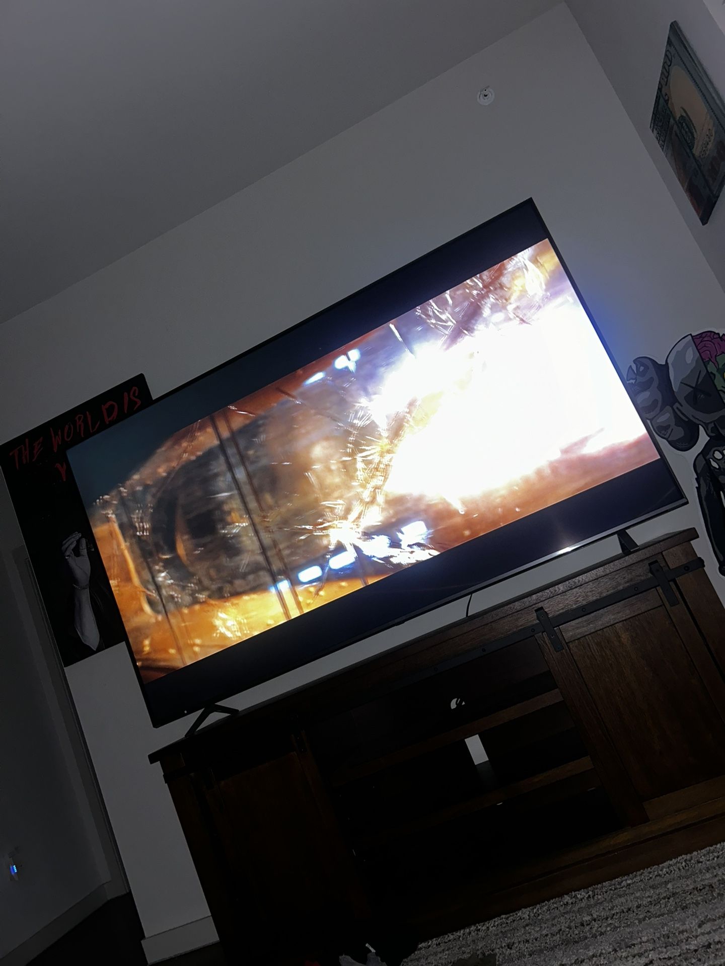 75 “ SAMSUNG TV