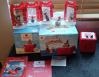 Marvel's Spidey And His Amazing Friends Bundle PLUM MIKEY MOUSE & ELMO