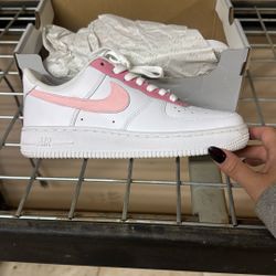 Nike Air Force Size 7 Women 