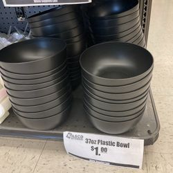 37oz Plastic Bowl