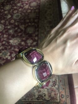 Gold and wine bracelet