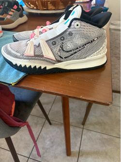 Nike kyrie 7