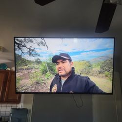 Television 📺 52"pugadas CHARP MUY BUENA NO DANOS