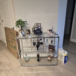 Glass Bar 