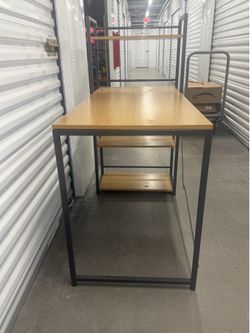 Computer desk