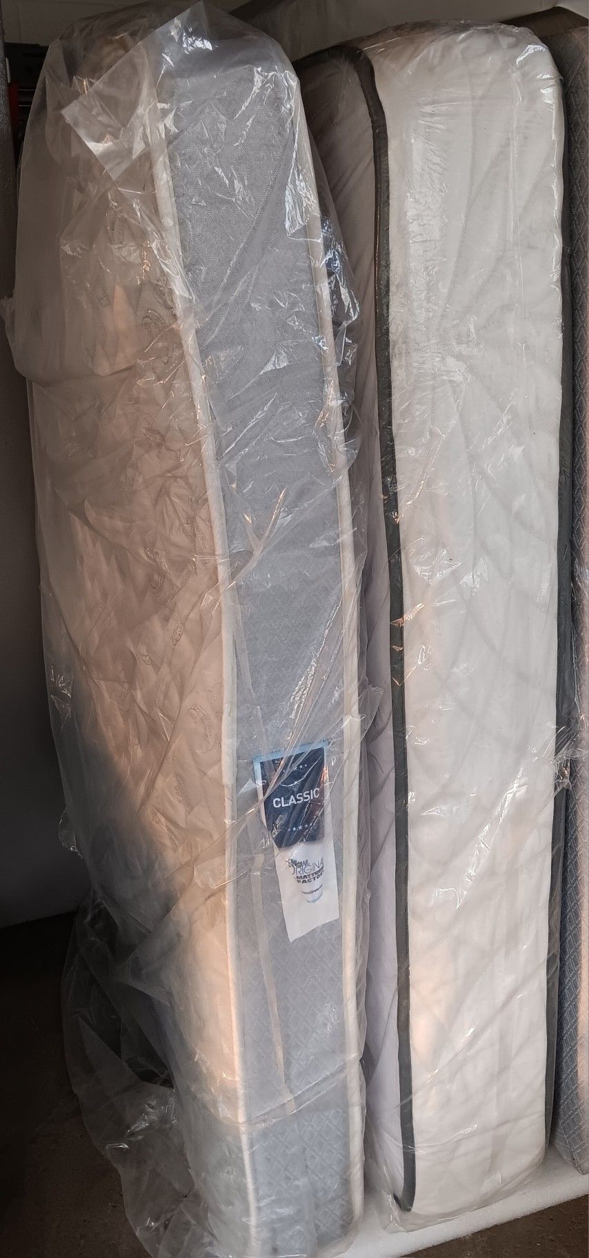 Queen Mattresses